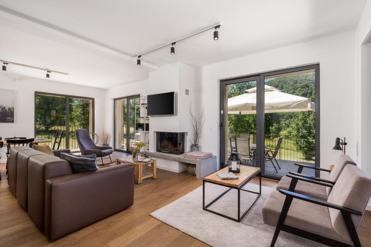 Modern Alpine Monsalbius Chalet Baske Ostarije Kültér fotó