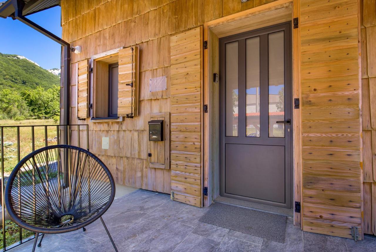 Modern Alpine Monsalbius Chalet Baske Ostarije Kültér fotó